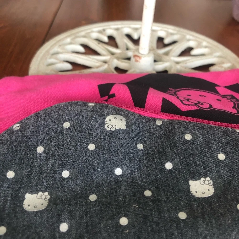 Hello Kitty wristlet